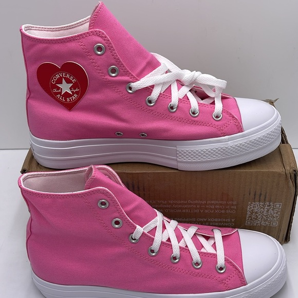 Converse WMNS Chuck Taylor All Star Lift Platform Canvas
WOMEN'S HIGH TOP SHOE - Picture 2 of 16